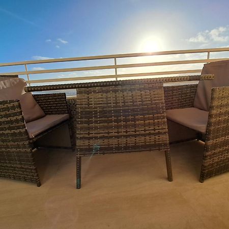 Alicante Skylights Apartments Quarto foto